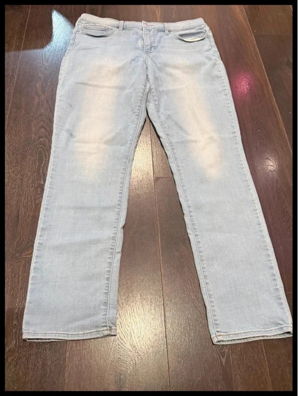 Levi’s 312 Shaping Slim Jeans – Women’s Size 32 071